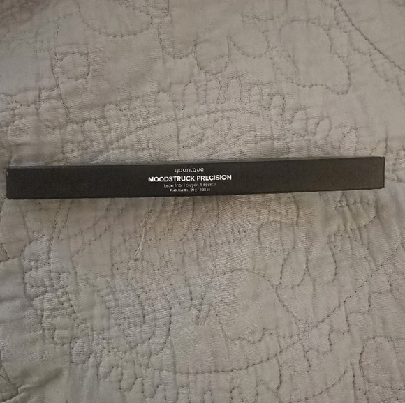NIB Younique Blond-Light Eyebrow Precision Pencil - Picture 7 of 7